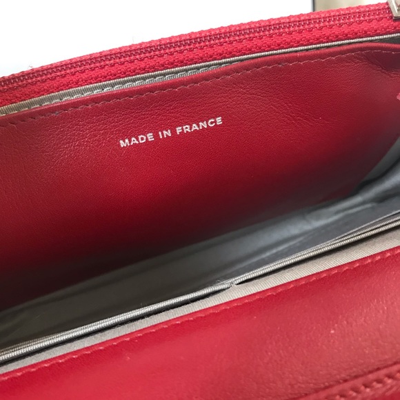 ❤️SOLD❤️ CHANEL Quilted Red Patent Leather WOC - Picture 6 of 16